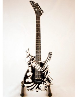 GUITARE MINIATURE GEORGE LYNCH DOKKEN 3